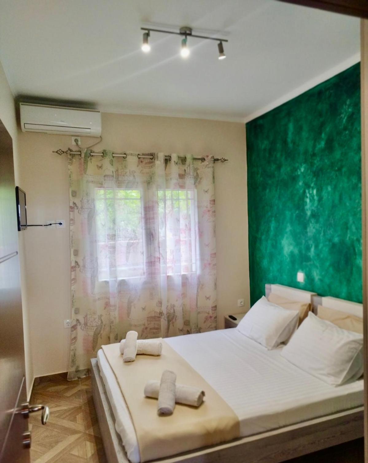 Dagos Rooms Dhërmi Exteriér fotografie