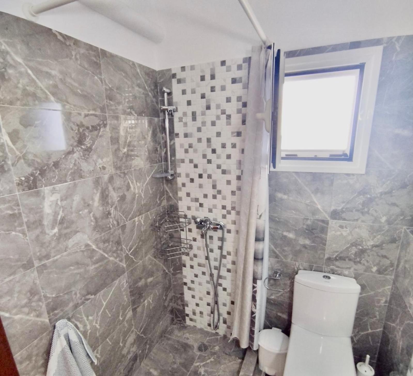 Dagos Rooms Dhërmi Exteriér fotografie